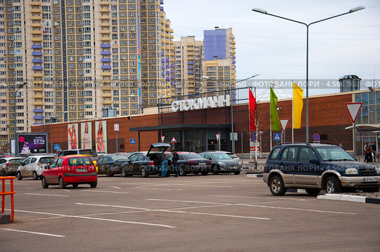 "Стокманн" в торговом комплексе "Мега" в Химках (2013 год). Редакционное фото, фотограф Володина Ольга / Фотобанк Лори