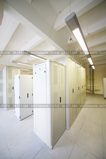 Storage for storing data at mobile cellular communication center. Стоковое фото, фотограф Losevsky Pavel / Фотобанк Лори