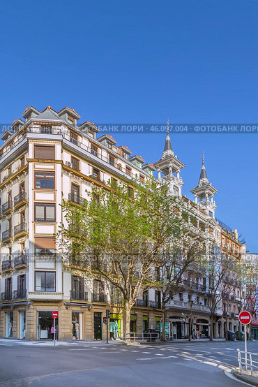 Street in San Sebastian, Spain (2018 год). Стоковое фото, фотограф Boris Breytman / Фотобанк Лори