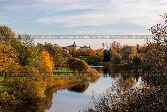 Стрельна. Санкт-Петербург. Осенний вид на реку Стрелку. Редакционное фото, фотограф Литвяк Игорь / Фотобанк Лори