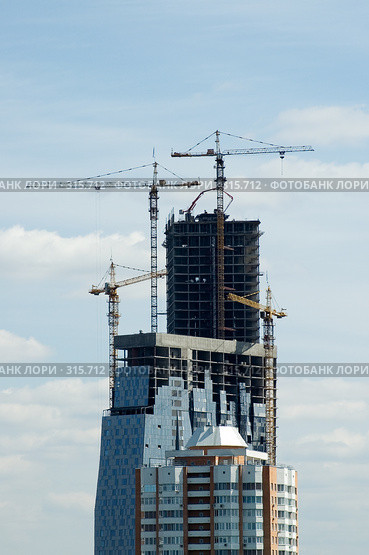 Строительство высотного здания (2008 год). Стоковое фото, фотограф Влад Нордвинг / Фотобанк Лори