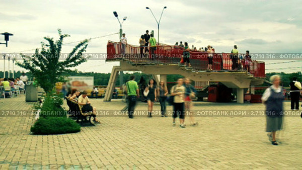 Суетящийся город (2010 год). Редакционное видео, видеограф Сергей Черных / Фотобанк Лори