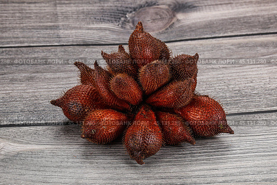 Sweet tropical exotic fruit - sala. Стоковое фото, фотограф Андрей Старостин / Фотобанк Лори