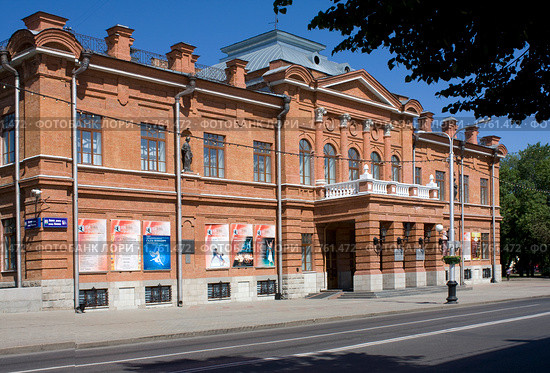 Таетр оперы и балета в Уфе (2010 год). Редакционное фото, фотограф Анастасия Репина / Фотобанк Лори