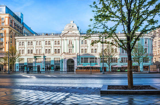 Театр Ермоловой в Москве The building of the theater Yermolova in Moscow (2019 год). Редакционное фото, фотограф Baturina Yuliya / Фотобанк Лори