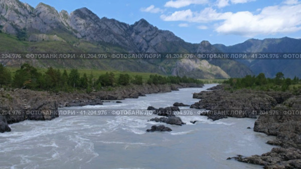 Teldykpen rapids on Altai river Katun near Oroktoi, Siberia, Russia. Стоковое видео, видеограф Сергей Пристяжнюк (Serg Zastavkin) / Фотобанк Лори