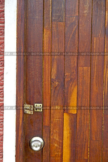 temple  phangan bangkok thailand incision red wenetian blind. Стоковое фото, агентство Ingram Publishing / Фотобанк Лори