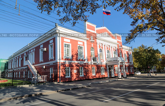 The building of the former house of the head of the Altai factories, built in 1827. Barnaul. Russia (2020 год). Стоковое фото, фотограф Наталья Волкова / Фотобанк Лори