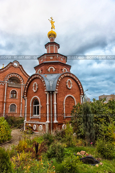The Cathedral of the Holy Equal-to-the-Apostles Prince Vladimir, Novocheboksarsk (2017 год). Редакционное фото, фотограф Анна Кривицкая / Фотобанк Лори