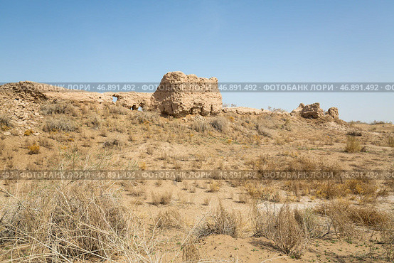The ruins of fortress Katta Guldursun Qala (2022 год). Стоковое фото, фотограф Юлия Белоусова / Фотобанк Лори