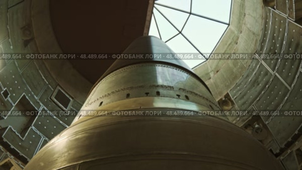 Titan Nuclear Missile In Silo Underground Bunker Museum. Стоковое видео, видеограф Поскребышев Михаил / Фотобанк Лори