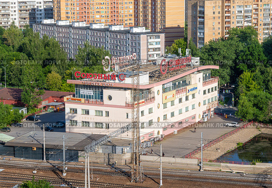Торговый центр "Союзный". Город Одинцово, Московская область, Россия. Редакционное фото, фотограф Господин Никто / Фотобанк Лори