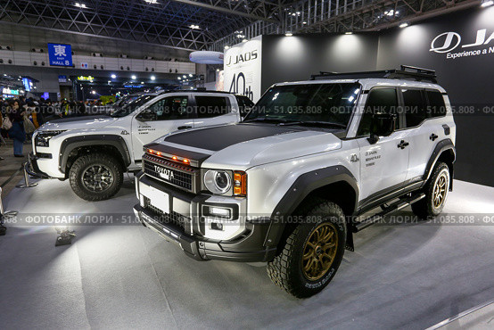 Toyota Land Cruiser 250. Редакционное фото, фотограф Art Konovalov / Фотобанк Лори