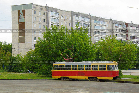 Трамвай "Татра" T3SU №187, конечная станция "40 лет ВЛКСМ", Екатеринбург (2019 год). Редакционное фото, фотограф Алексей Иванов / Фотобанк Лори