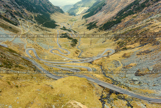 Transfagarash mountain road in Romania. Стоковое фото, фотограф Михаил Коханчиков / Фотобанк Лори