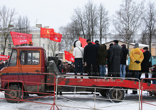 Трибуна на автоплатформе. Вид сзади (2011 год). Редакционное фото, фотограф Сергей Бойков / Фотобанк Лори