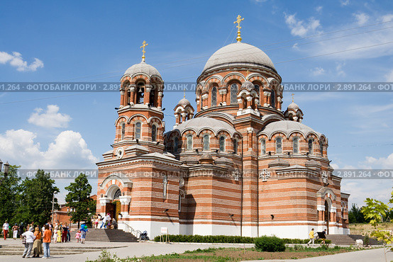 Троицкая церковь в городе Коломне (Щурове) (2010 год). Стоковое фото, фотограф Солодовникова Елена / Фотобанк Лори