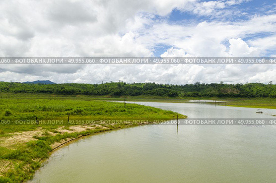 tropical water lake in Thailand. Стоковое фото, агентство Ingram Publishing / Фотобанк Лори