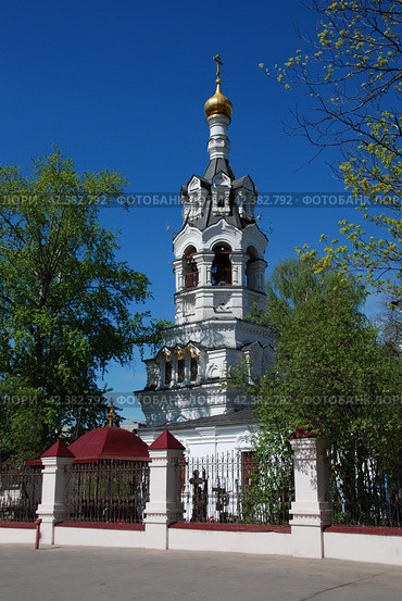 Церковь Ильи Пророка в Черкизове (на Штатной Горке). Большая Черкизовская улица, 17. Район Преображенское. Город Москва (2012 год). Стоковое фото, фотограф lana1501 / Фотобанк Лори
