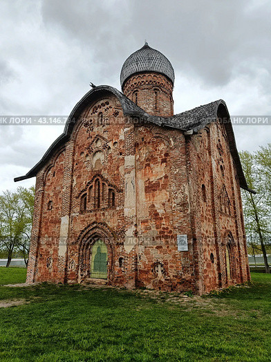 Церковь Петра и Павла в  Кожевниках, Великий Новгород (2024 год). Стоковое фото, фотограф Кудряшова Надежда / Фотобанк Лори
