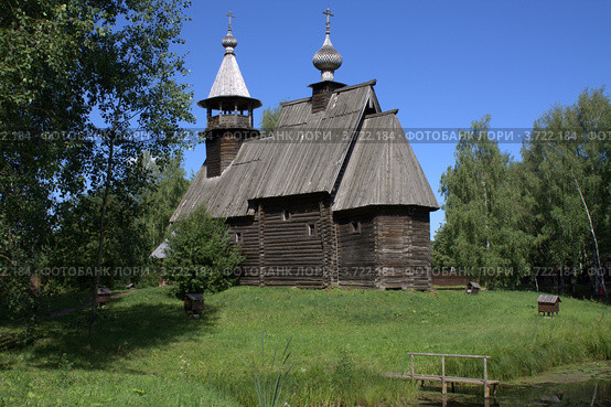 Церковь Спаса Всемилостивого из с. Фоминское на речке Игуменка. Кострома (2012 год). Редакционное фото, фотограф Виктор Сухарев / Фотобанк Лори