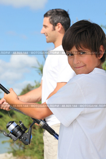twosome at fishing party. Стоковое фото, агентство Ingram Publishing / Фотобанк Лори