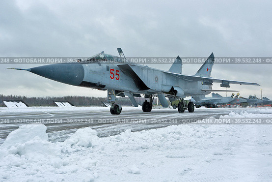Тяжёлый истребитель-перехватчик МиГ-31 ВКС России (2021 год). Редакционное фото, фотограф Александр Тарасенков / Фотобанк Лори