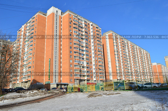 Улица Грекова, дом 5, дом 7. Москва (2015 год). Редакционное фото, фотограф lana1501 / Фотобанк Лори