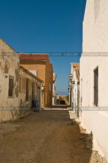 Улица на острове Табарка (Испания) (2010 год). Стоковое фото, фотограф Борис Иванов / Фотобанк Лори