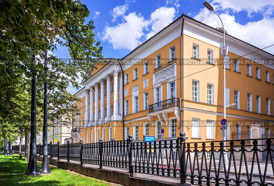 Усадьба Дурасовых, Покровский бульвар, Москва (2023 год). Стоковое фото, фотограф Baturina Yuliya / Фотобанк Лори