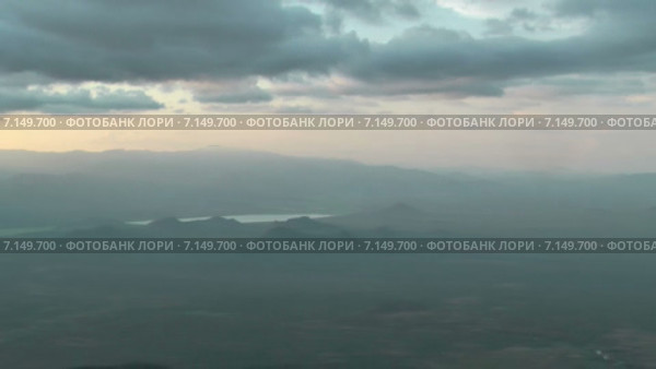Утро в долине кратера Нгоронгоро. Танзания. Африка (2014 год). Стоковое видео, видеограф Кекяляйнен Андрей / Фотобанк Лори