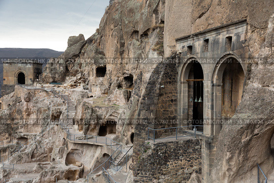 Vardzia cave monastery structures with temple of Assumption, Georgia. Стоковое фото, фотограф Яков Филимонов / Фотобанк Лори