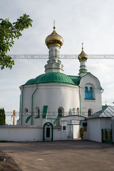 Васильевская церковь в городе Владимире-Волынском на Украине (2009 год). Стоковое фото, фотограф Солодовникова Елена / Фотобанк Лори