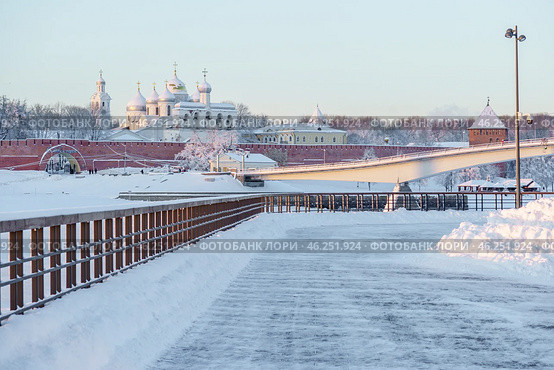 Великий Новгород, Кремль(Детинец) в солнечный морозный день. Стоковое фото, фотограф Руслан Лесков / Фотобанк Лори