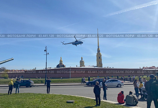 Вертолетная прогулка над Санкт-Петербургом (2023 год). Редакционное фото, фотограф Мария Кылосова / Фотобанк Лори