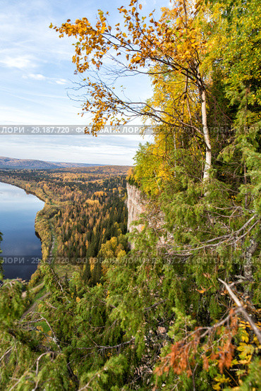 Вид на реку Вишера с камня Ветлан. Пермский край. Стоковое фото, фотограф Евгений Ткачёв / Фотобанк Лори