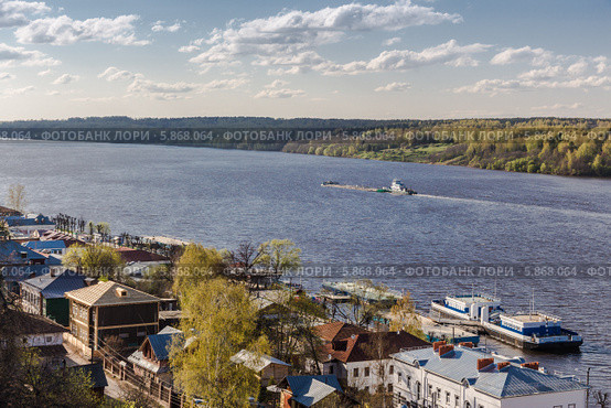 Вид с Соборной горы на Волгу и город Плёс (2014 год). Стоковое фото, фотограф Михаил Широков / Фотобанк Лори