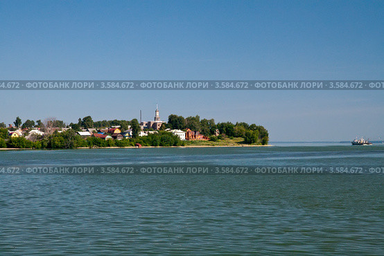 Вид с Волги на г. Чкаловск (2011 год). Стоковое фото, фотограф Кучкаев Марат / Фотобанк Лори