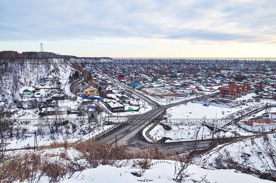 Вид сверху на Никольский взвоз. Город Тобольск (2015 год). Стоковое фото, фотограф Александр Тараканов / Фотобанк Лори