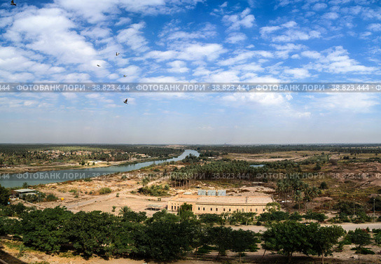 View Euphrates river from former Hussein palace, Hillah, Babyl Iraq (2011 год). Стоковое фото, фотограф Сергей Майоров / Фотобанк Лори