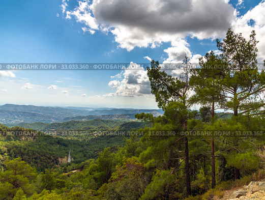 View from Olymbos, the highest peak of the island of Cyprus. Troodos mountains (2019 год). Стоковое фото, фотограф Володина Ольга / Фотобанк Лори