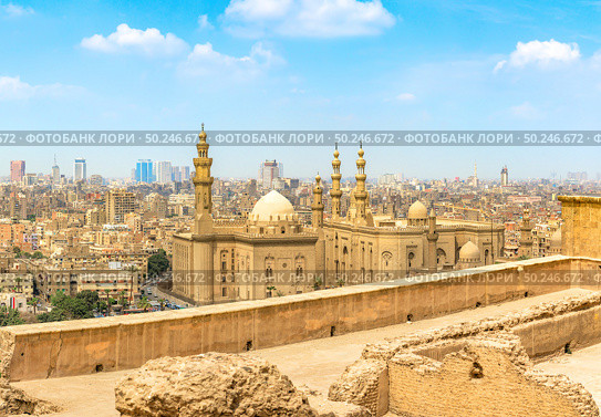 View of the Mosque Sultan Hassan in Cairo. Стоковое фото, агентство Ingram Publishing / Фотобанк Лори