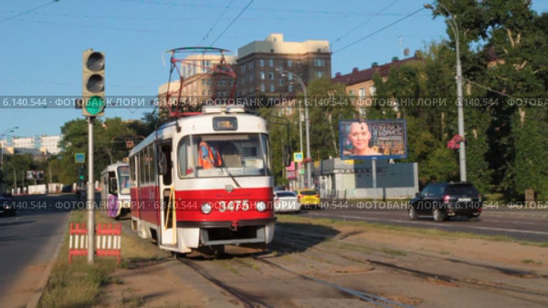 Водитель трамвая переключает рельсовый путь. Москва (2014 год). Редакционное видео, видеограф Сергей Соболев / Фотобанк Лори