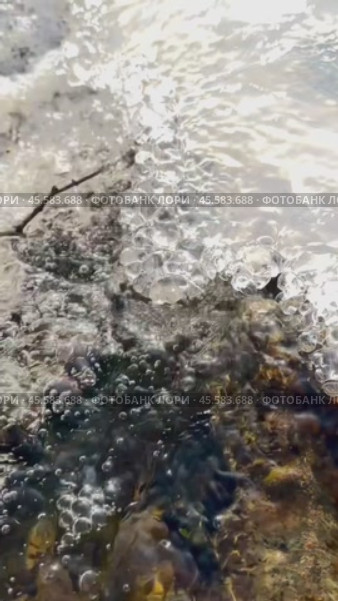 Водопад (дамба, плотина) на реке Старая Кенка Удмуртия. Стоковое видео, видеограф Оксана Шведкова / Фотобанк Лори