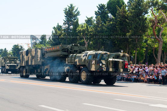 Военный парад в баку 26 июня 2011 г - День Армии. Редакционное фото, фотограф Elnur / Фотобанк Лори
