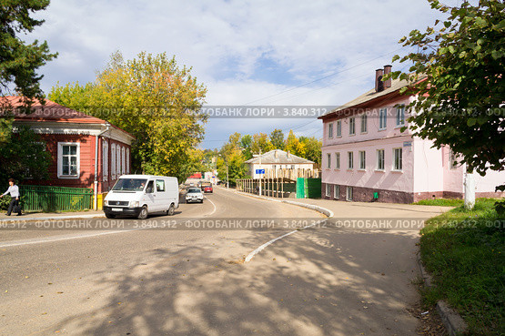 Волоколамск. Улица Панфилова (2012 год). Редакционное фото, фотограф Сергей Лаврентьев / Фотобанк Лори