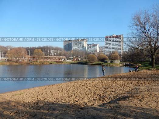 Восточный Терлецкий пруд. Район Ивановское. Город Москва (2021 год). Редакционное фото, фотограф lana1501 / Фотобанк Лори