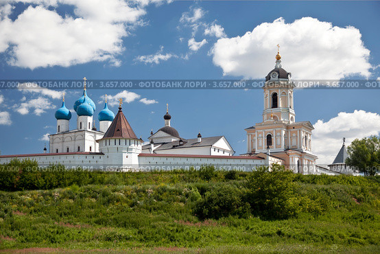 Высоцкий мужской монастырь. Серпухов (2012 год). Стоковое фото, фотограф Наталья Волкова / Фотобанк Лори