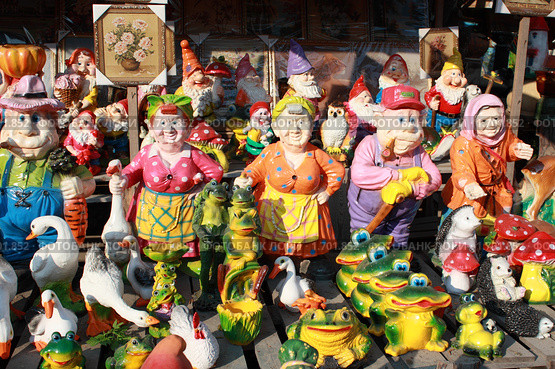 Выставка ярмарка керамика и глиняные фигурки (2010 год). Редакционное фото, фотограф Alechandro / Фотобанк Лори