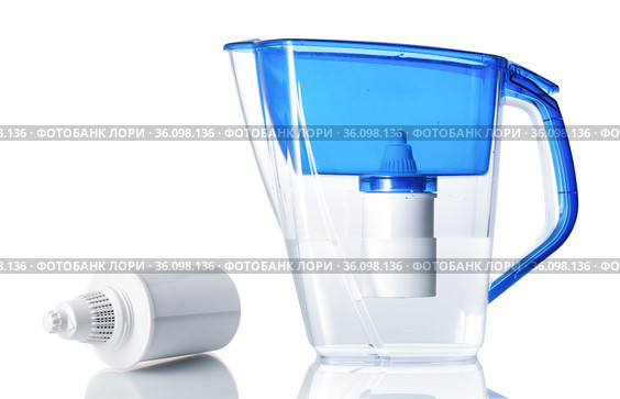 Water filter jug with a replaceable cartridge isolated on white with reflections. Стоковое фото, фотограф Георгий Дзюра / Фотобанк Лори